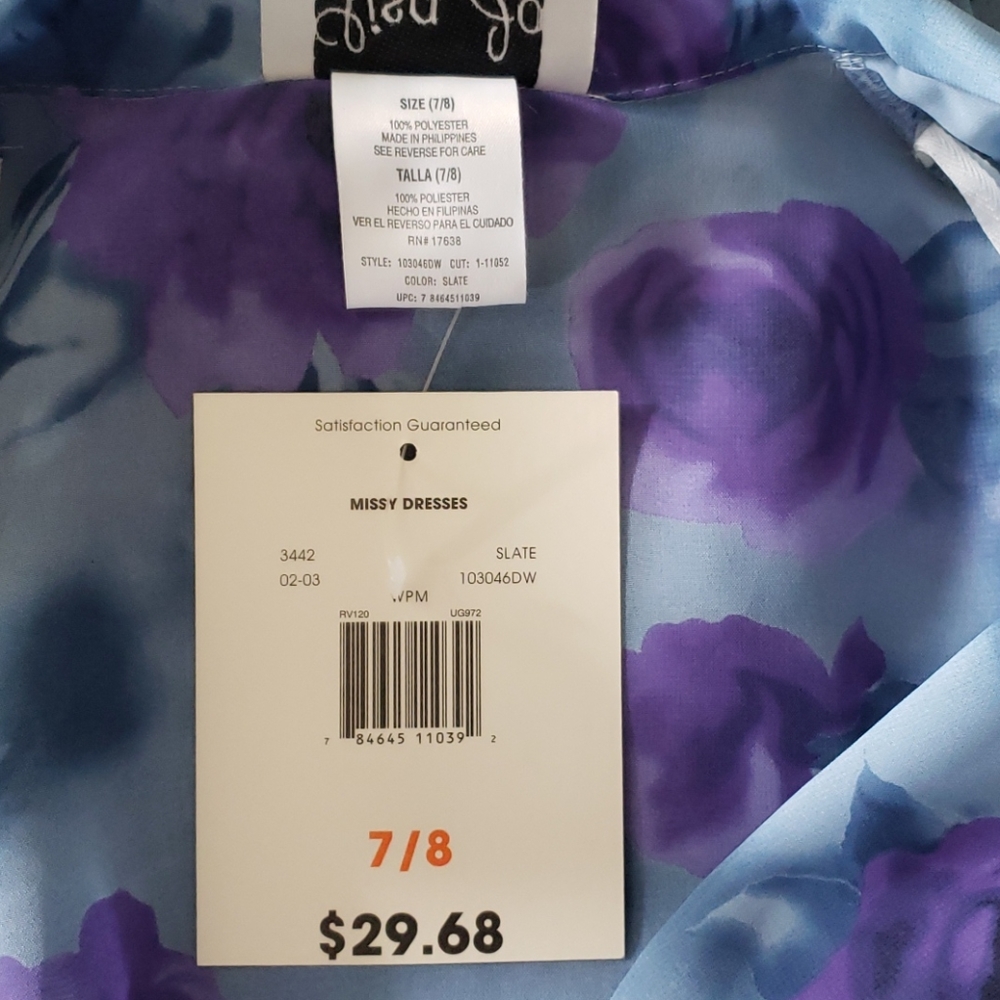 Dress - Picture 9 of 16